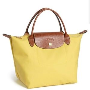 Longchamp Le Pliage short handle bag (lemon color)